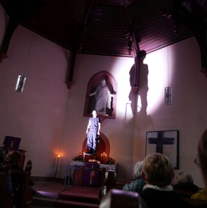 Alice Katharina Schmidt glänzte in ihrer Rolle als Judas in der evangelischen Christuskirche Tauberbischofsheim.