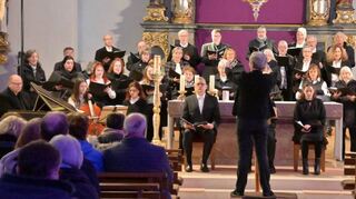 Geprägt von vielen Solostimmen war die Aufführung der Matthäuspassion von Johannes Georg Kühnhausen, die der Kirchenchor Gerchsheim unter der Leitung von Ursula Leicht am Palmsonntag zu Gehör brachte.
