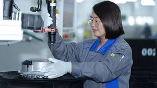 ebm-papst hat sein neues lokales Headquarter in China eröffnet. Hiermit will der weltweit führende Hersteller von Ventilatoren und Motoren seine bisherigen vier Standorte in Shanghai unter einem Dach zusammenführen.