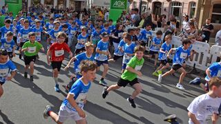 Rund 1200 Kindergartenkinder, Schüler und Jugendliche nahmen am 17. Stadtlauf teil.