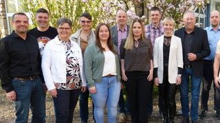 Die Gemeinderats-Kandidatinnen- und Kandidaten der Freien Wählervereinigung Boxberg für die Kommunalwahl am 9. Juni. Auf dem Bild fehlen Richard Willmann und Manuel Berberich.