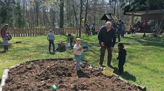Bei der Einweihung des neuen Naturkindergartens in Höpfingen herrschte große Freude.