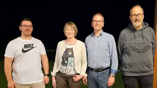 Der Vorstand des SV Löffelstelzen mit (von links) 2. Vorsitzendem Tobias Göhring, Kassiererin Britta Müller, Vorsitzendem Thomas Nieswandt und Schriftführer Andreas Konrad.