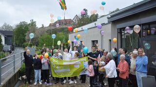 Ende gut, alles gut: Das Bild zeigt die Projektabnahme am Sonntagnachmittag in Grünsfeld. Im Seniorenheim St. Barbara gab es ein großes Abschlussfest, das die Ministranten für die Heimbewohner organisiert hatten