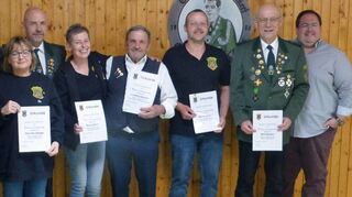 Beim Schützenverein Altheim wurden Mitglieder geehrt.