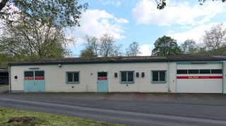 Die DLRG Freudenberg will ihre Wasserrettungswache am Badesee vergrößern.