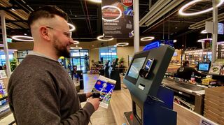 Der Tauberbischofsheimer E-Center verfügt über drei Self-Checkout-Kassen.