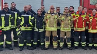 19 Teilnehmer schlossen bei der Feuerwehr Osterburken den Lehrgang Maschinist für Löschfahrzeuge erfolgreich ab.