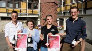 Freuen sich auf die Weinprobe am 29. Mai (von links): Michael Spies (Becksteiner Winzer), Lena-Marie Schindler (Weingut Benz), Sandra Strebel (Winzerhof Strebel) und Johannes Sack (Weingut Johann August Sack).