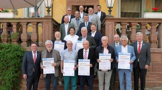 Seit 50 Jahren Handwerksmeister: Dazu gratulierten unter anderem auch Bürgermeister aus der Region und der Landrat.