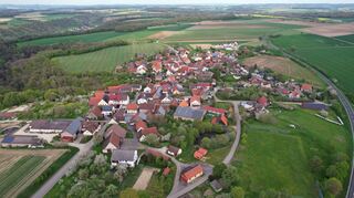 Vor 800 Jahren wurde Finsterlohr erstmals urkundlich erwähnt. Der heutige Creglinger Stadtteil feiert das Jubiläum am 7./8. Juni und 14./15. September.