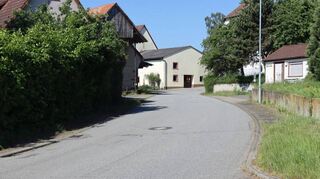 Bevor die Arbeiten im Dörrhof beginnen, soll dort auch der Abwasserkanal überprüft werden.