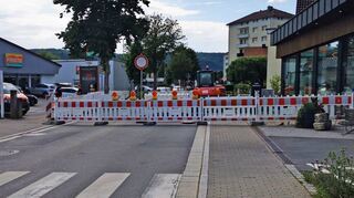 Herrenwiesen: Die neue Baustelle wurde an der Ecke Paul-Seitz-Weg eröffnet. Die große Umleitung gilt also weiter.