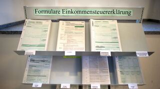 Die Steuererklärung auf Papier stirbt langsam aus. Auch digital kann sie aber herausfordernd sein, so dass sich kompetente Unterstützung lohnt.