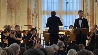 Mit einem grandiosen Konzert wurde am Freitag das Würzburger Mozartfest durch Dirigent Christophe Rousset und „Les Talens Lyriques“ sowie Bariton Benjamin Appl im Kaisersaal eröffnet.