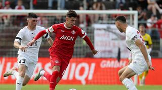 Ivan Franjic und die Würzburger Kickers haben eine historische Chance verpasst. Im Endspiel des bayerischen Pokalwettbewerbs unterlagen die Unterfranken dem Drittligisten Ingolstadt mit 1:2. Schon am Mittwoch steht für die Kickers die nächste Begegnung an: Das Relegations-Hinspiel gegen Hannover 96 II.