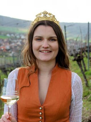 Die Dertinger Weinprinzessin Katharina.