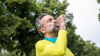 Trinken ist wichtig: 1,5 Liter pro Tag sollten es sein.