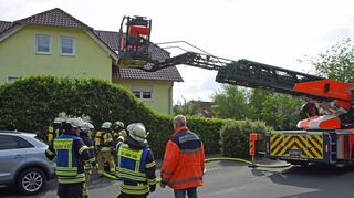 Im Wohngebiet „Kirschengarten“ in Tauberbischofsheim, oberhalb des Krankenhauses, brannte in einem Drei-Familien-Haus ein Wäschetrockner. Mehrere Personen gerieten in Gefahr.