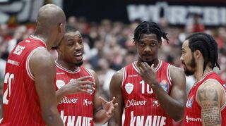 Ein Quartett, das künftig nicht mehr das Würzburger Trikot tragen wird (von links): Javon Bess, Isaiah Washington, Darius Perry und Otis Livingston II. Sie alle haben deutlich besser dotierte Verträge angeboten bekommen.