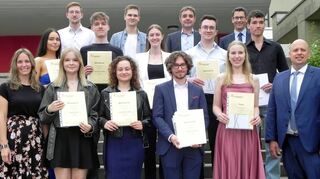 An der Frankenlandschule Walldürn wurden die Berufsschülerinnen und Berufsschüler feierlich verabschiedet.