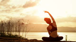 Yoga tut Körper und Geist gut. Und im Freien entspannt man bei den Übungen umso besser.