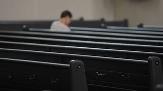 Leere Kirchen: Seit Jahren leiden die Kirchen in Deutschland an Mitgliederschwund. Die Folgen zeigen sich im evangelischen Kirchenbezirk Weikersheim beim jetzt beschlossenen „Pfarrplan 2030“, der den Wegfall von zweieinhalb Pfarrstellen vorsieht.