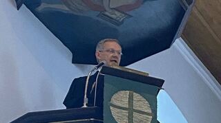 Ein letztes Mal auf der Kanzel: Dekan und Gemeindepfarrer Rüdiger Krauth hielt die Predigt bei seinem Abschiedsgottesdienst.