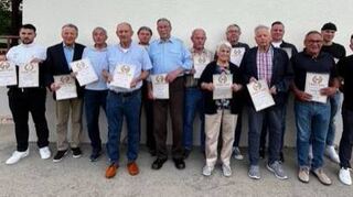 Die Geehrten des SV Distelhausen.
