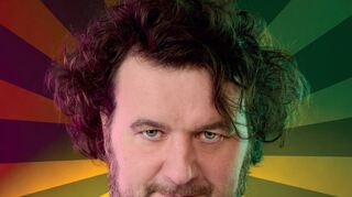 Götz Frittrang eröffnet die Kleinkunst-Saison im Weinhof Ruthardt.