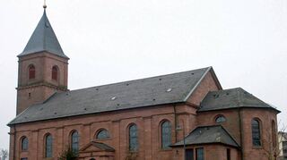 In Donebach erfolgte die Weihe und Firmung der Kirche vor 95 Jahren.