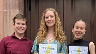 Ausgezeichnet: Daniel Heß, Larissa Reisch und Nelli Koppányi.