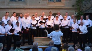 Die Chorgemeinschaft Nassau-Schäftersheim zeigte mit ihrem Vortrag die vollendete Harmonie, die ein stimmkräftiger Männerchor zu leisten vermag.