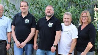 Als Höhefelder Ortschaftsräte verabschiedet beziehungsweise verpflichtet wurden (von links) Matthias Roos, Wolfgang Pilsner, Christian Stemmler, Norbert Kippes, Sandra Bauer und Daniela Väth.