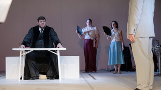 Für ihre Arbeit an „Der Fremde“ nach Albert Camus hat die Komponistin Cecilia Arditto Delsoglio den Kompositionspreis des NTM gewonnen.