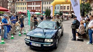Die Ankunft mit dem Audi RS 2 Avant auf dem Marktplatz in Heidelberg war nur einer von vielen Höhepunkten bei der 28. Rallye „Heidelberg Historic“.