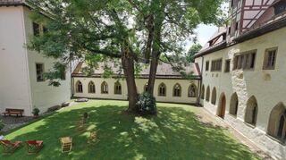 Malerisches Motiv: Der Innenhof des einstigen Dominikanerinnenklosters und heutigen Rothenburg-Museums.