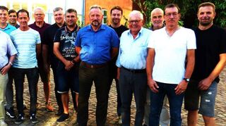 Mit der Verabschiedung durch Bürgermeisterin Heidrun Beck (Zweite von links) endete für zahlreiche Mitglieder die Zugehörigkeit zum Gemeinderat der Stadt Boxberg.