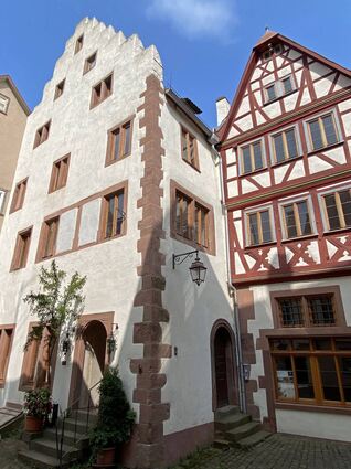 Das Gebäudeensemble in der Münzgasse.