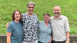 Bei der Verabschiedung (von links): Schulleiterin Diana Romen mit Ralf Groß, Sandra Ruff und Peter Striffler.