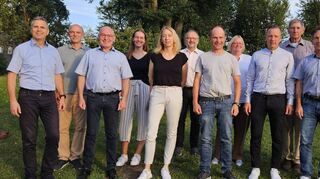 Der neue Ortschaftsrat (von links): Frank Mittnacht, Johannes Blank, Martin Salch, Ellen Teufel, Dr. Melinad Siedler, Klaus Lang, Bernd Lehle, Iris Konrad, Michael Müller, Thomas Tremmel und der neue Ortsvorsteher Rainer Blank.