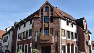 Im Gebäudekomplex der Sparkasse in Walldürn wird ab Herbst 2025 auch der Gemeindeverwaltungsverband Hardheim-Walldürn zu finden sein.