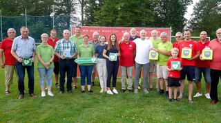 Drei AED-Defibrilatoren gingen an den SV Gerichtstetten, den SC Erfeld und den Verein „Mühlenradweg“.