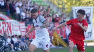 Lorenz Minder (am Ball) hatte zwar einige gute Offensivaktionen für die Hollenbacher in Reutlingen, doch am Ende siegte der SSV mit 3:0.