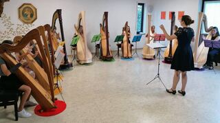 Im Schönstattzentrum Mariengart gestaltete das Harfenensemble „Harfissimi“ einen ansprechenden Abend.