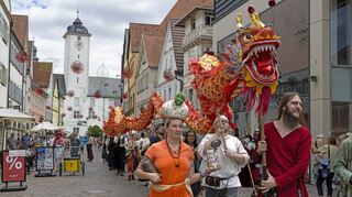 Mit einer großen Parade zog das Annotopia-Volk am Samstag und Sonntag durch die Altstadt.