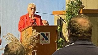 Als Zeitzeugin erinnerte eine Enkeltochter von Johann Klein an das Wirken ihres Großvaters in Vorbachzimmern.