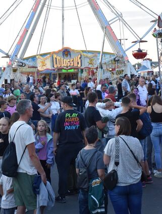 Zig-Tausende Besucher werden wieder auf der Königshöfer Messe erwartet. Ab sofort gibt es auch wieder den beliebten Messetaler zu erwerben.