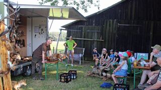 Der Punkt „Mit dem Jäger in Feld, Wald und Flur“ gehörte auch in diesem Jahr wieder zum Sommerferienprogramm der Gemeinde Mudau.