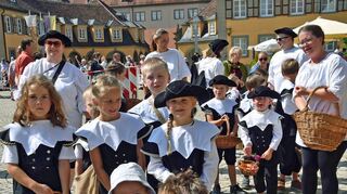 Die Kinder der Tauberstadt wachsen wie selbstverständlich ins alljährliche Traditionsfest hinein.